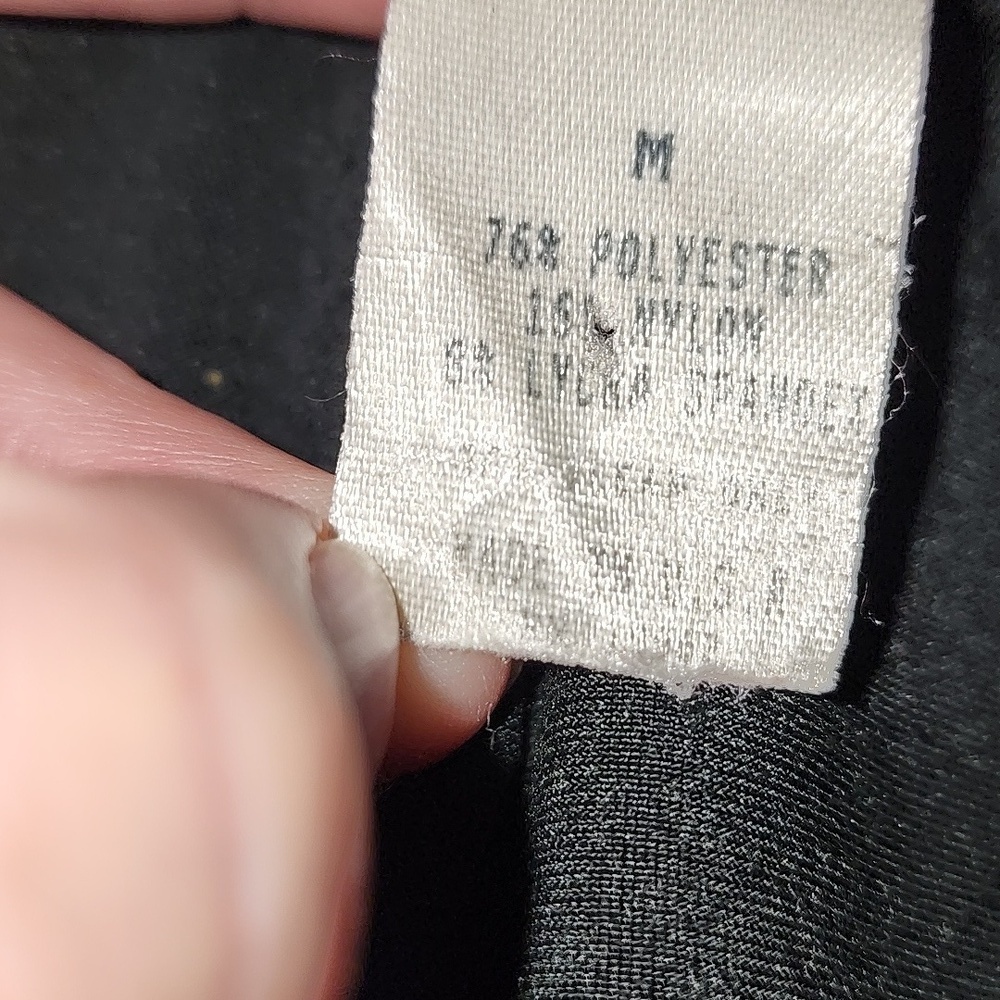 Vintage I.N.C. Black V-neck Velvet Top Sz M - Picture 6 of 8